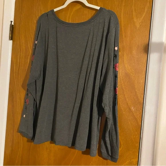 Torrid rose sleeve long sleeve shirt size 3X - Picture 4 of 4